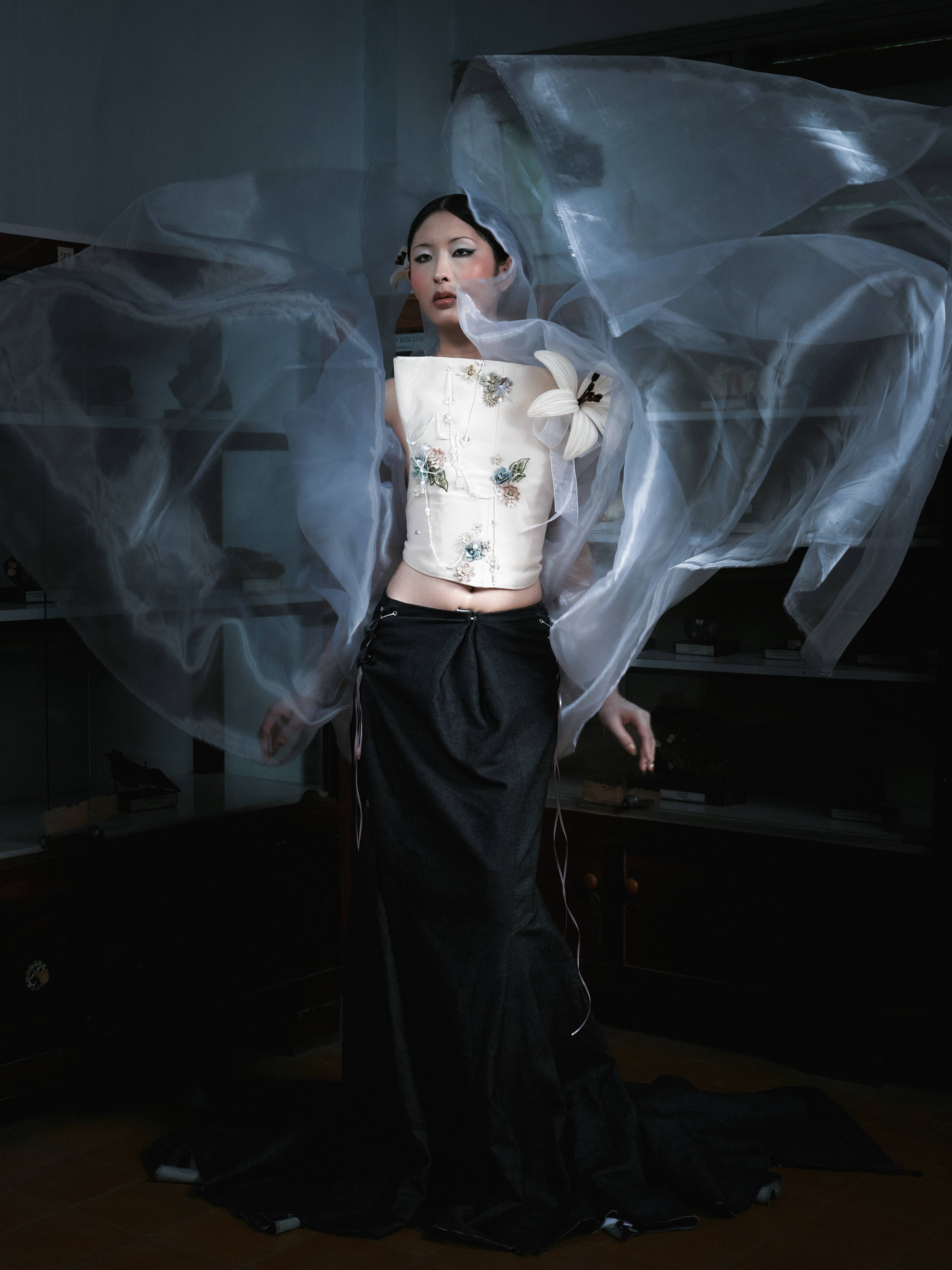 SS26 – Cenere Fiorità – Look 4